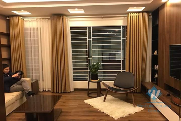 Six bedrooms house for rent in Ba Dinh district, Ha Noi